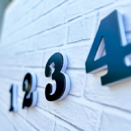 NUMERO DE LUXO EM ACM COM PVC PRETO FOSCO DECORCHIC